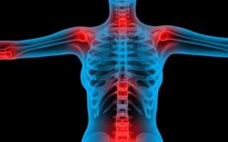 Болит спина между лопатками причины и больно дышать