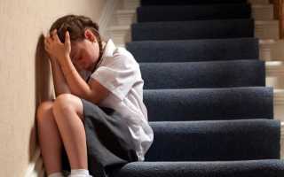 От чего у девочек болит голова в 12 лет