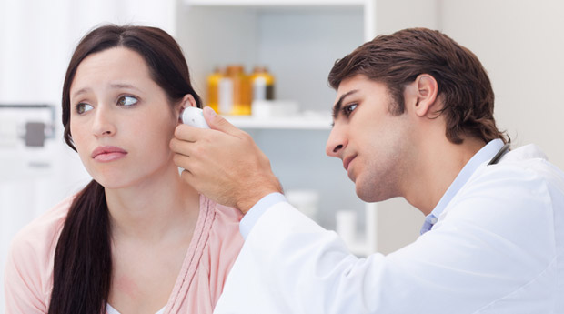 После купания болит голова и уши