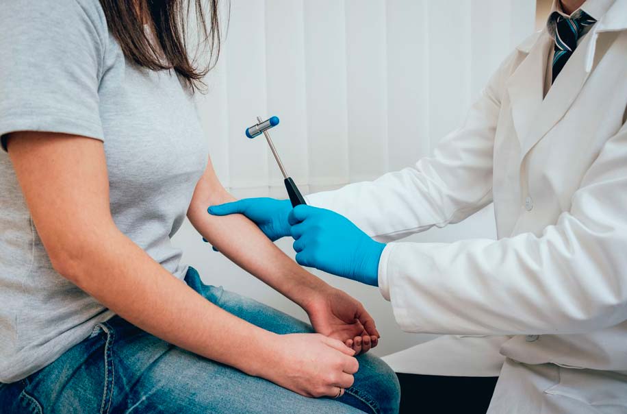 Аура перед глазами и не болит голова