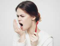 Болит голова от глистов